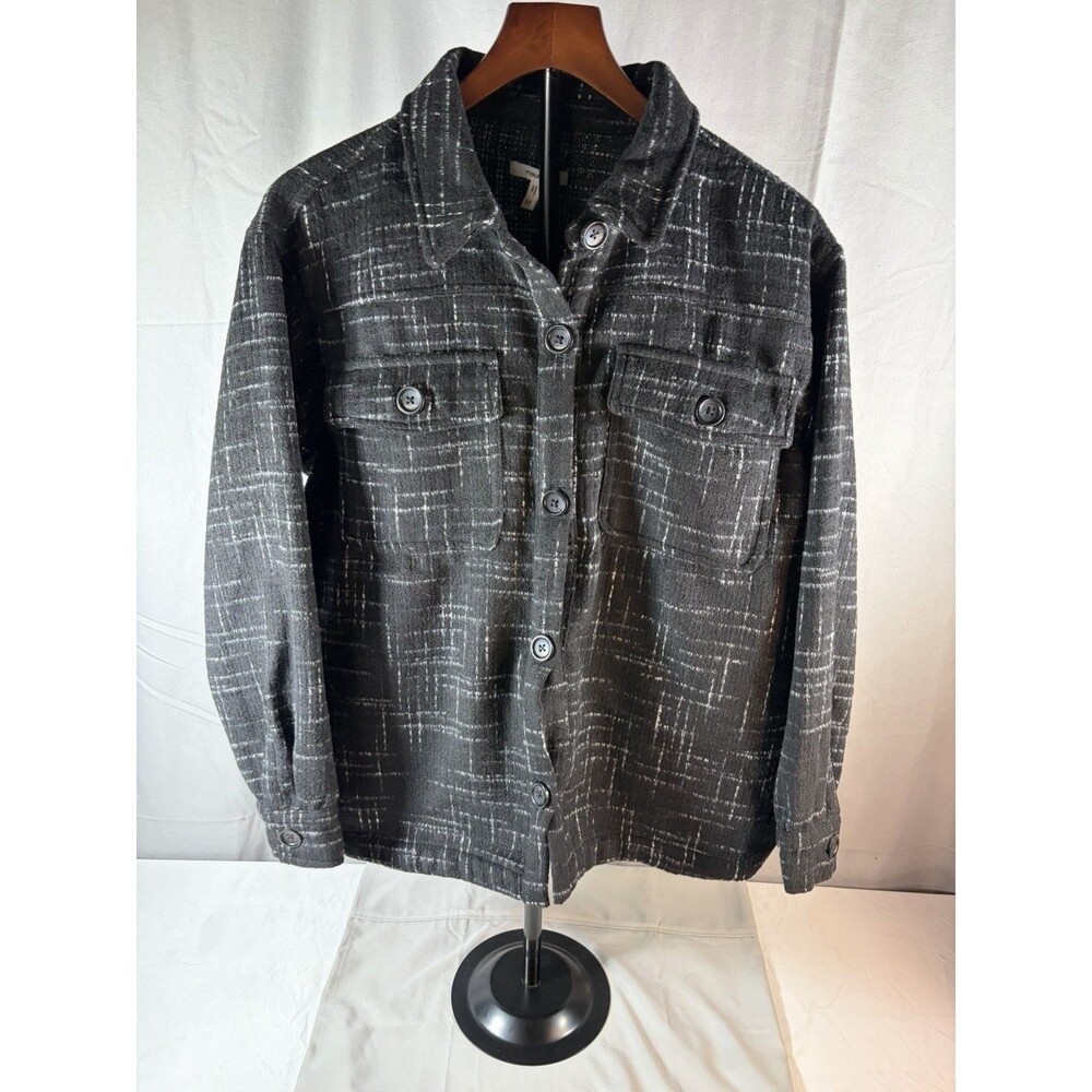 Maurice’s Black And White Thick Shirt Jacket Size Medium New Condition Large
